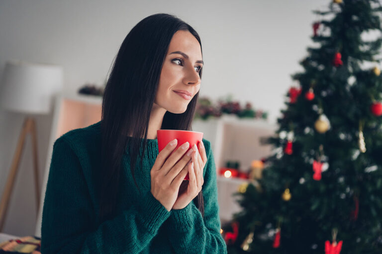 Single an Weihnachten? 10 Tipps, wie du die Feiertage am besten verbringst!